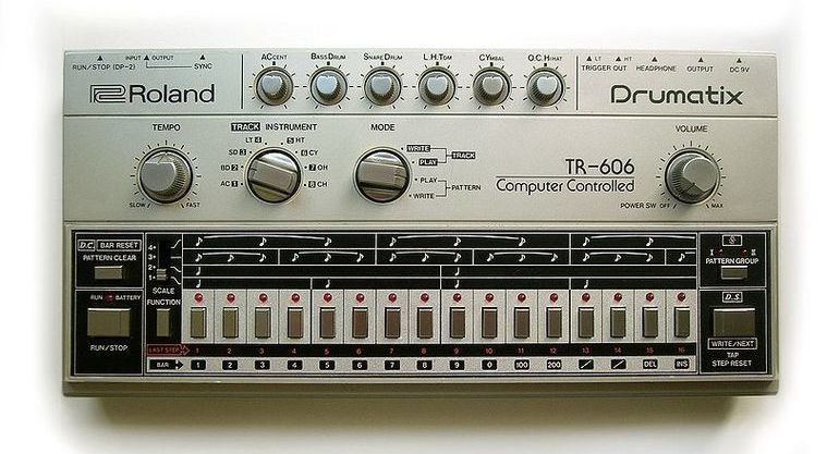 Roland TR-606