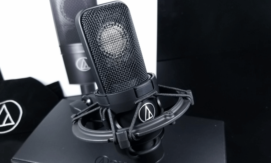 Микрофон для подкастов от Audio-Technica